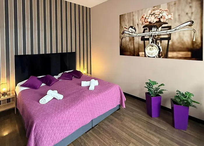 アパート Harmonica